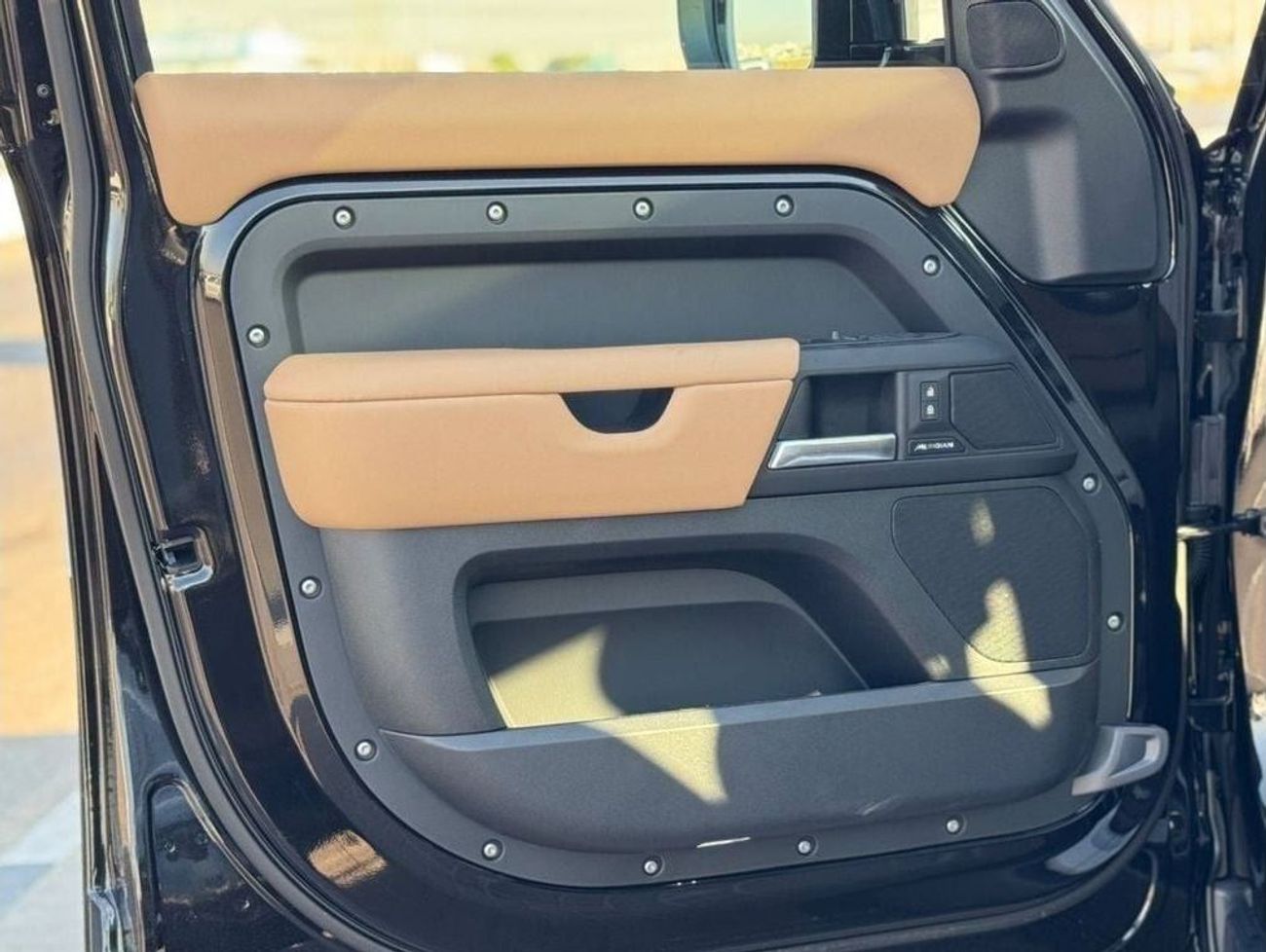 Land Rover Defender LAND ROVER DEFENDER 6 CYLINDER 3.0L 2025