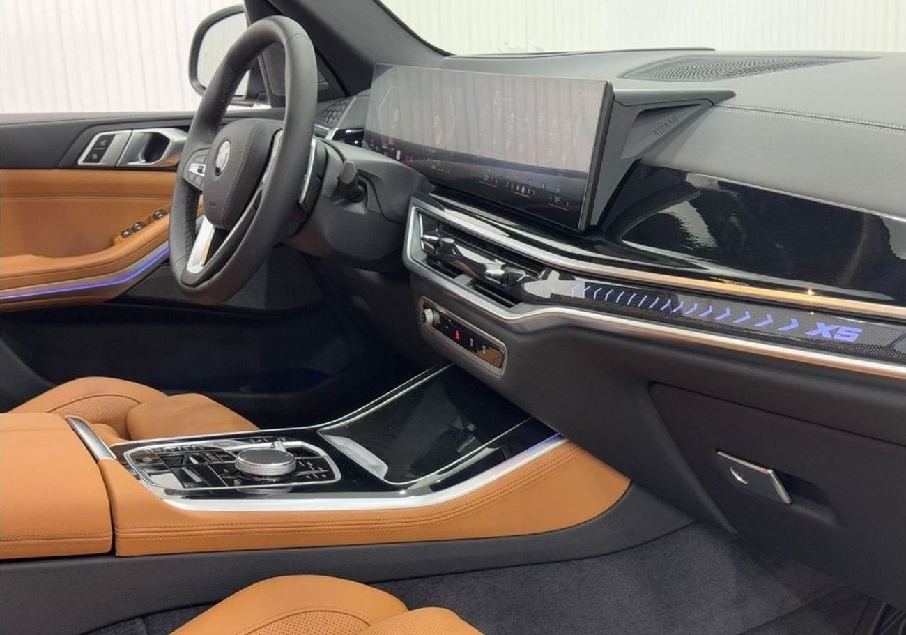 بي أم دبليو X5 40i xDrive 3.0L 2024 BMW X5 40i xDrive Luxury Line, Facelift Model, 1 Year Warranty, Very Low KMs, C