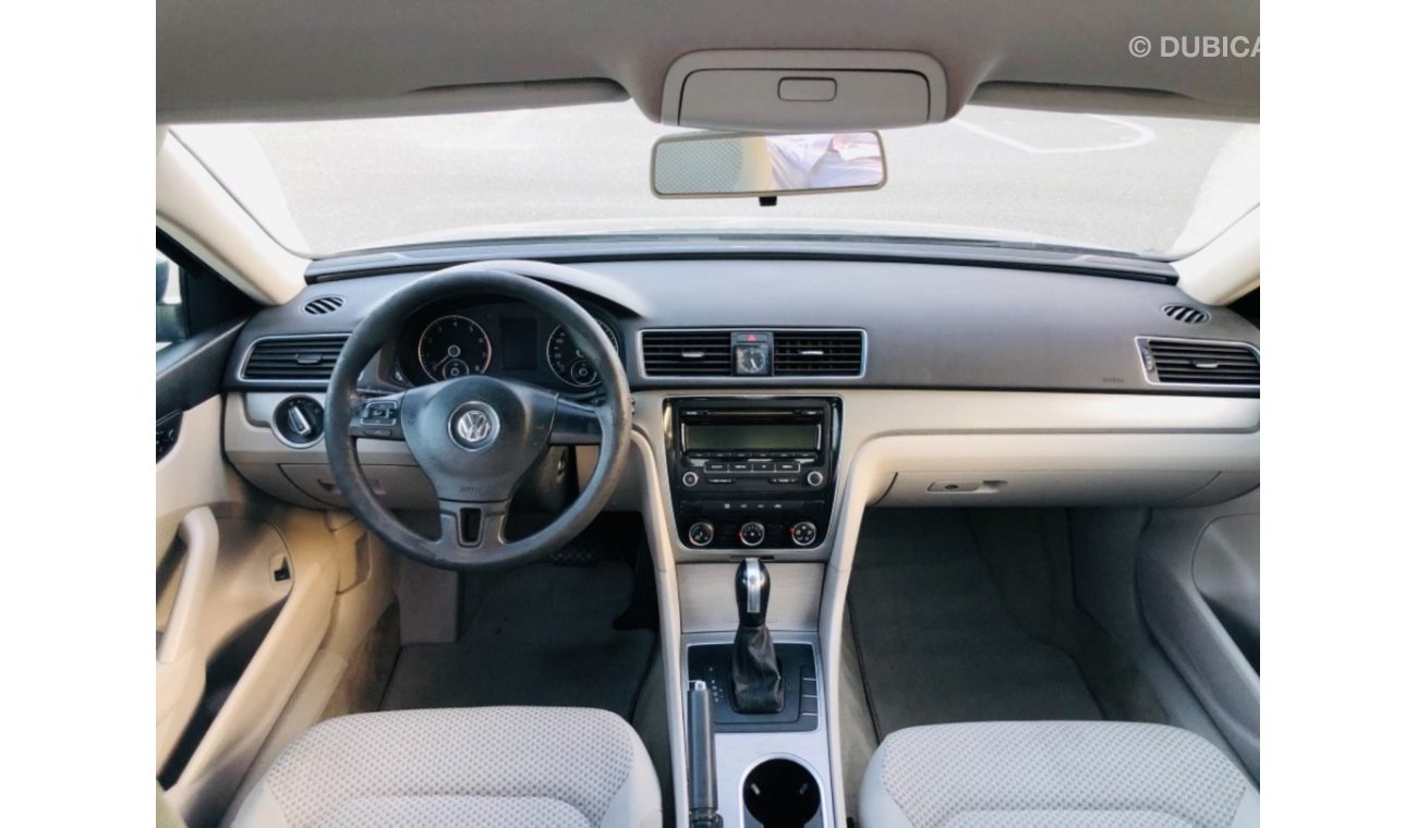 Volkswagen Passat MODEL 2014 GCC CAR PERFECT CONDITION INSIDE AND OUTSIDE