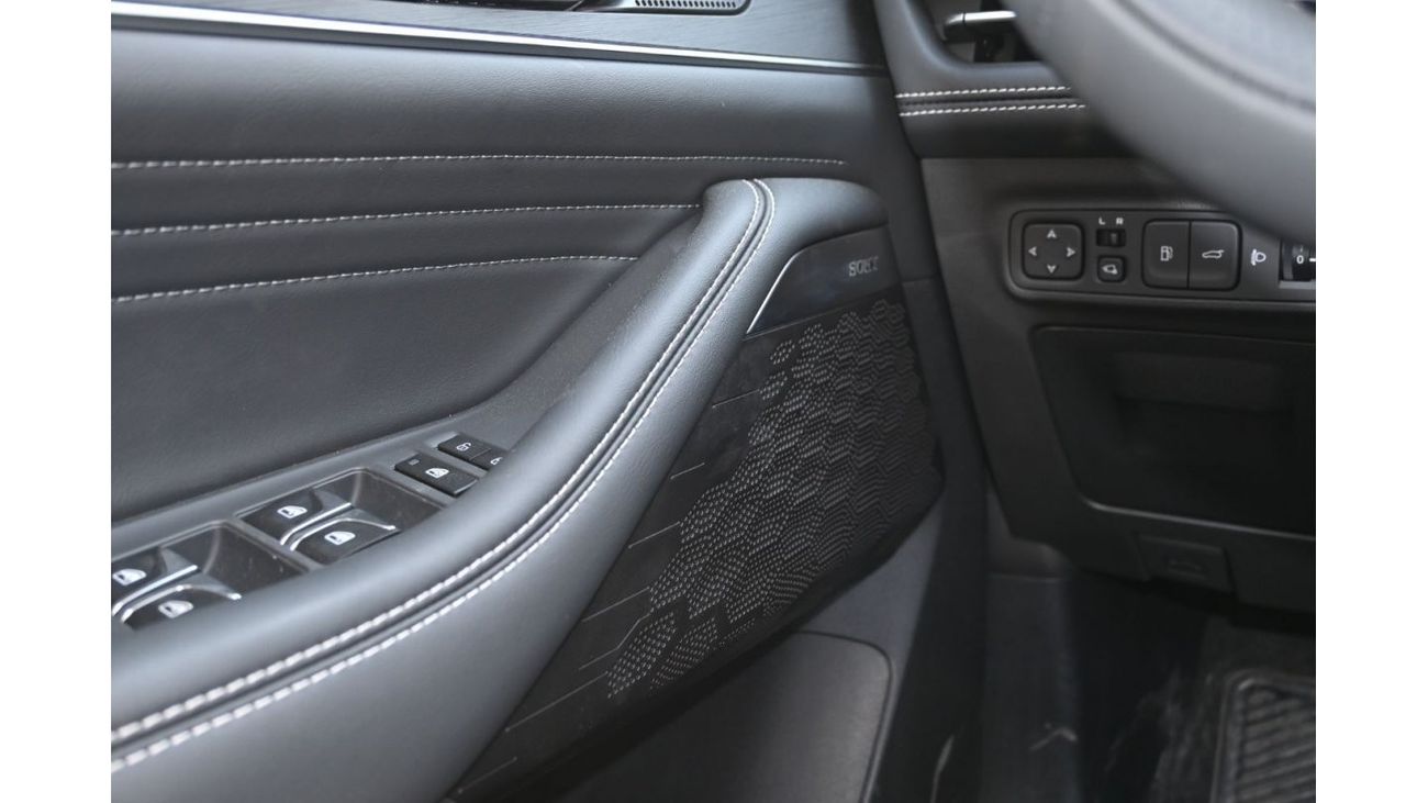 تشنجان يوني ك 2023 Changan Uni-K 1.5L Turbo Plug-in Hybrid, Color White 120km Electric Range. SUV