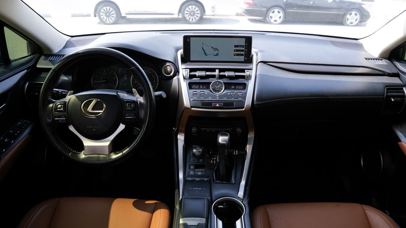Lexus NX300
