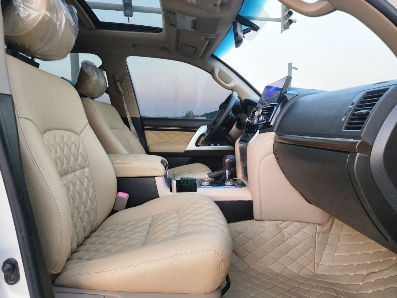 تويوتا لاند كروزر GXR V8 MODEL 2009 UPGRADE 2024