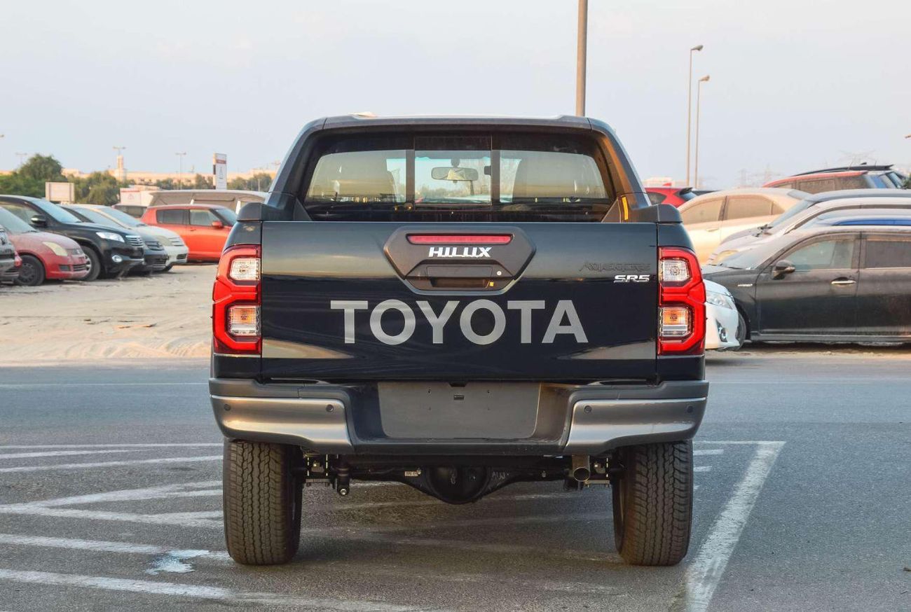 Toyota Hilux TOYOTA HILUX ADVENTURE 4.0L V6 4WD PICKUP 2025
