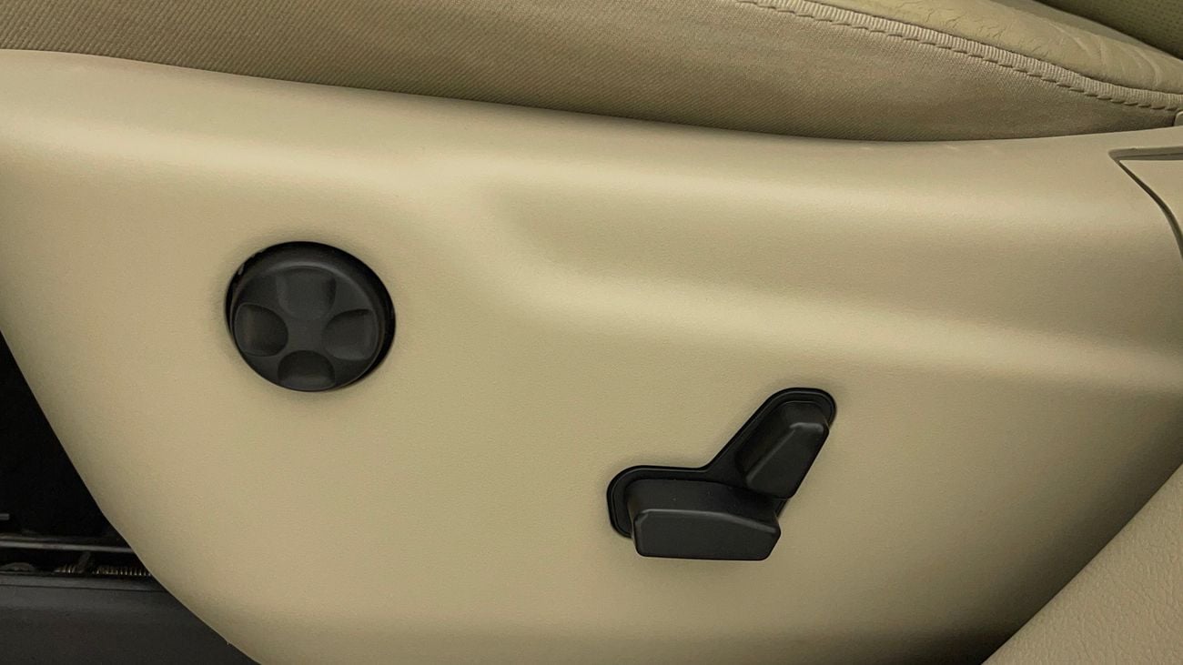 جيب جراند شيروكي LIMITED 3.6 | بدون دفعة مقدمة | اختبار القيادة في المنزل