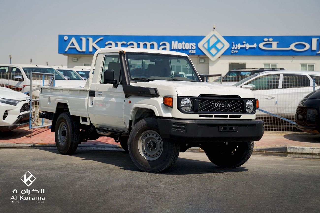 Toyota Land Cruiser Pick Up Toyota Land Cruiser Pick Up 79 | 2.8L diesel | MANUAL TRANSMISSION | 4x4 | Single Cabin | 40th Anniv