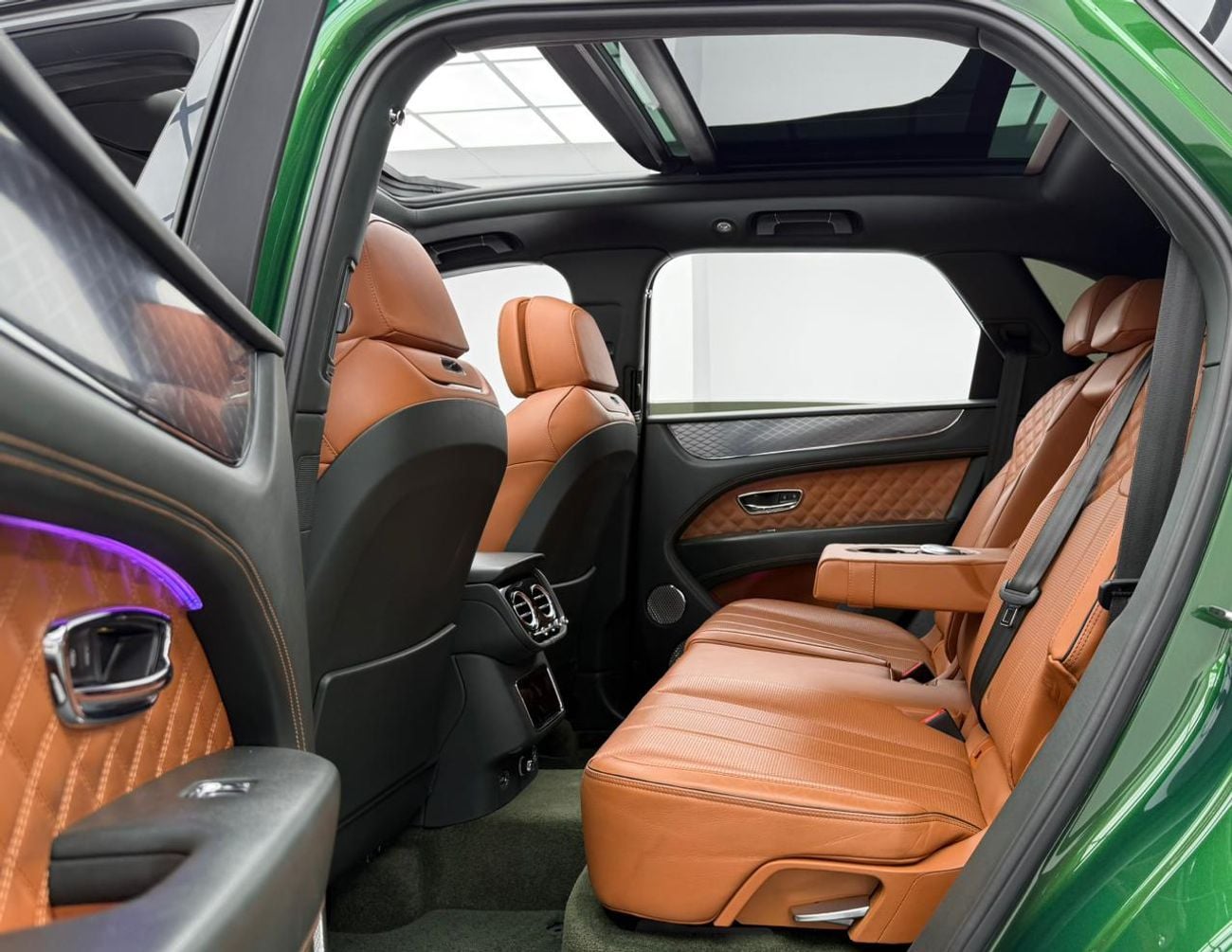 Bentley Bentayga S 4.0T 2022 Bentley Bentayga S, 2027 Bentley Warranty, Full Bentley Service History, GCC