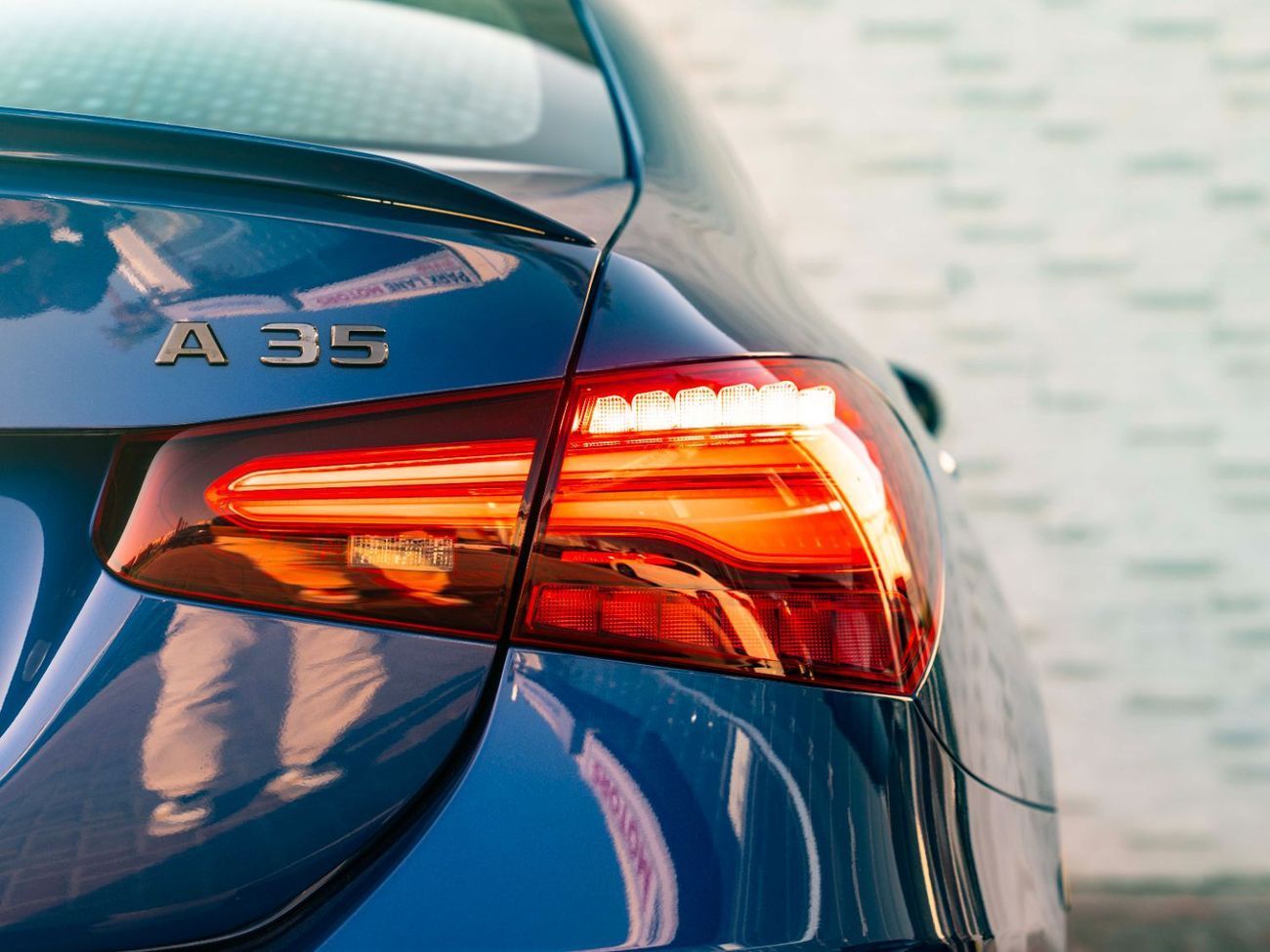 Mercedes-Benz A 35 AMG Std 2.0L