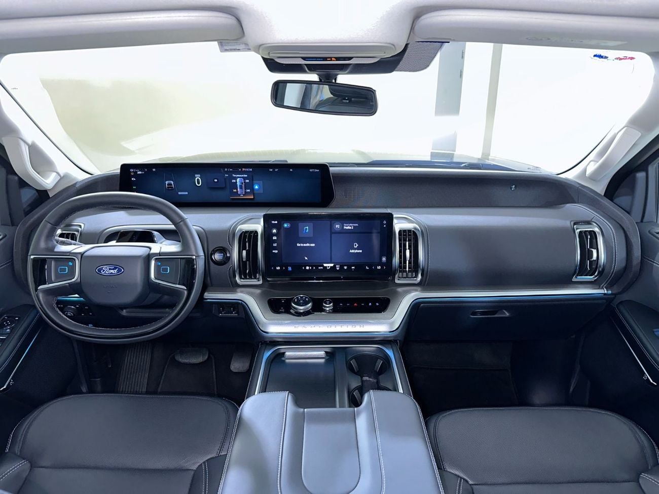Ford Expedition PLATINUM PN225 /AL TAYER MOTORS / AL QOUZ SHOWROOM