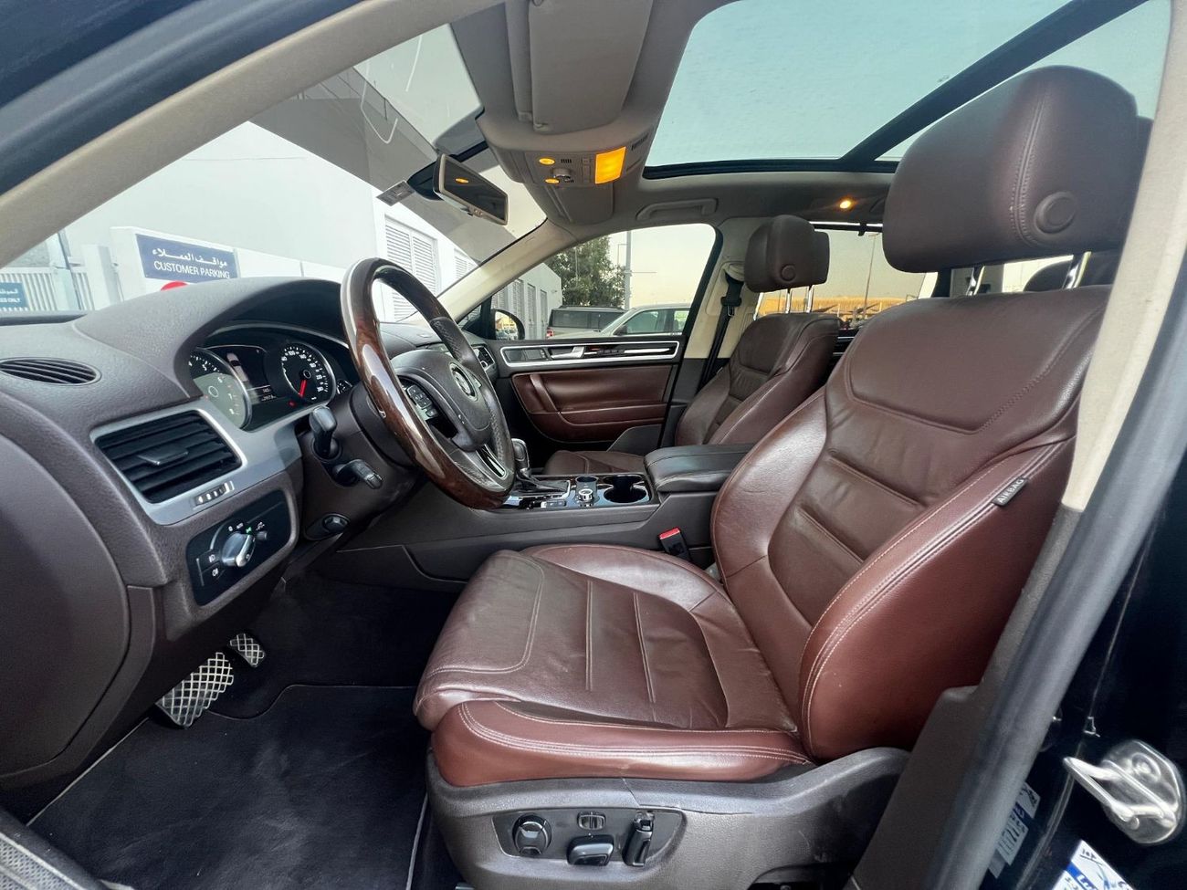 Volkswagen Touareg TOUAREG 2014 GCC V6 PERFECT CONDITION // ACCIDENT FREE // FULL OPITION