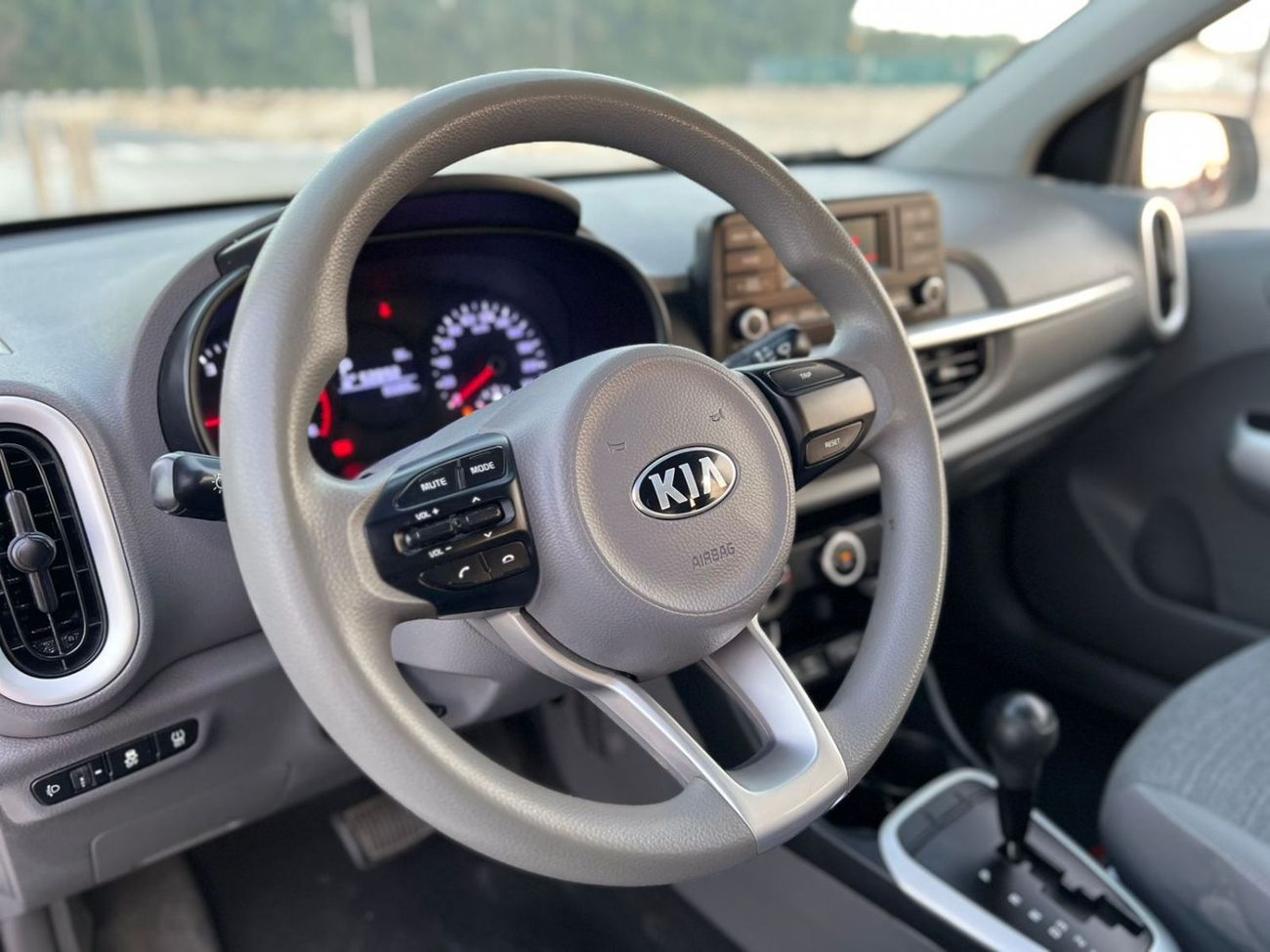 Kia Picanto EX 1.2L