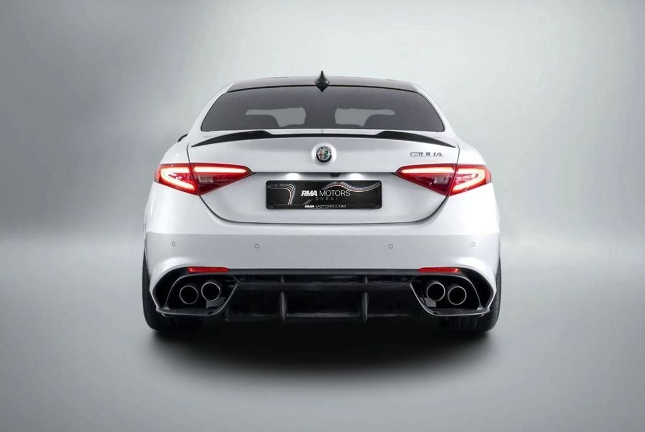 Alfa Romeo Giulia Quadrifoglio 2.9L (505 HP)