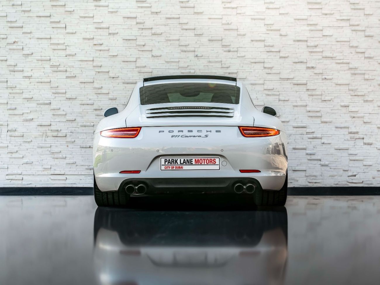 Porsche 911 Carrera S 3.8L (385 HP) Coupe