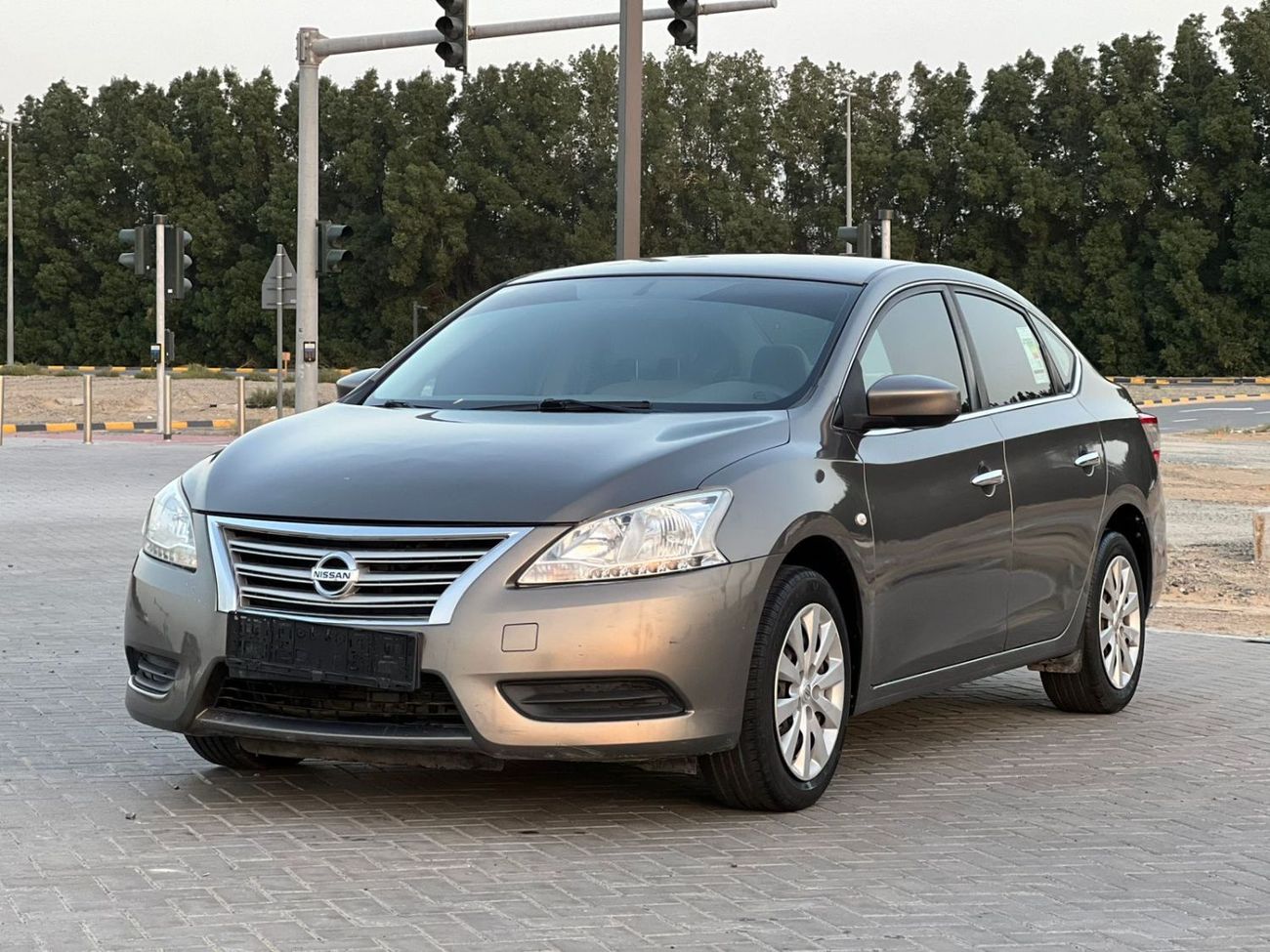 Nissan Sentra S 1.6L (110 HP)