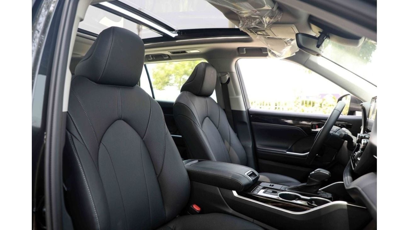 Toyota Highlander 2024 Toyota Highlander 2.5 Deluxe 4WD Hybrid - Black inside Black | Export Only