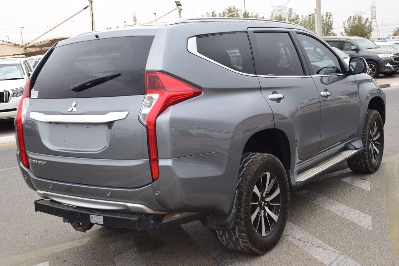 Mitsubishi Montero 2016 MITSUBISHI PAJERO MONTERO SPORT