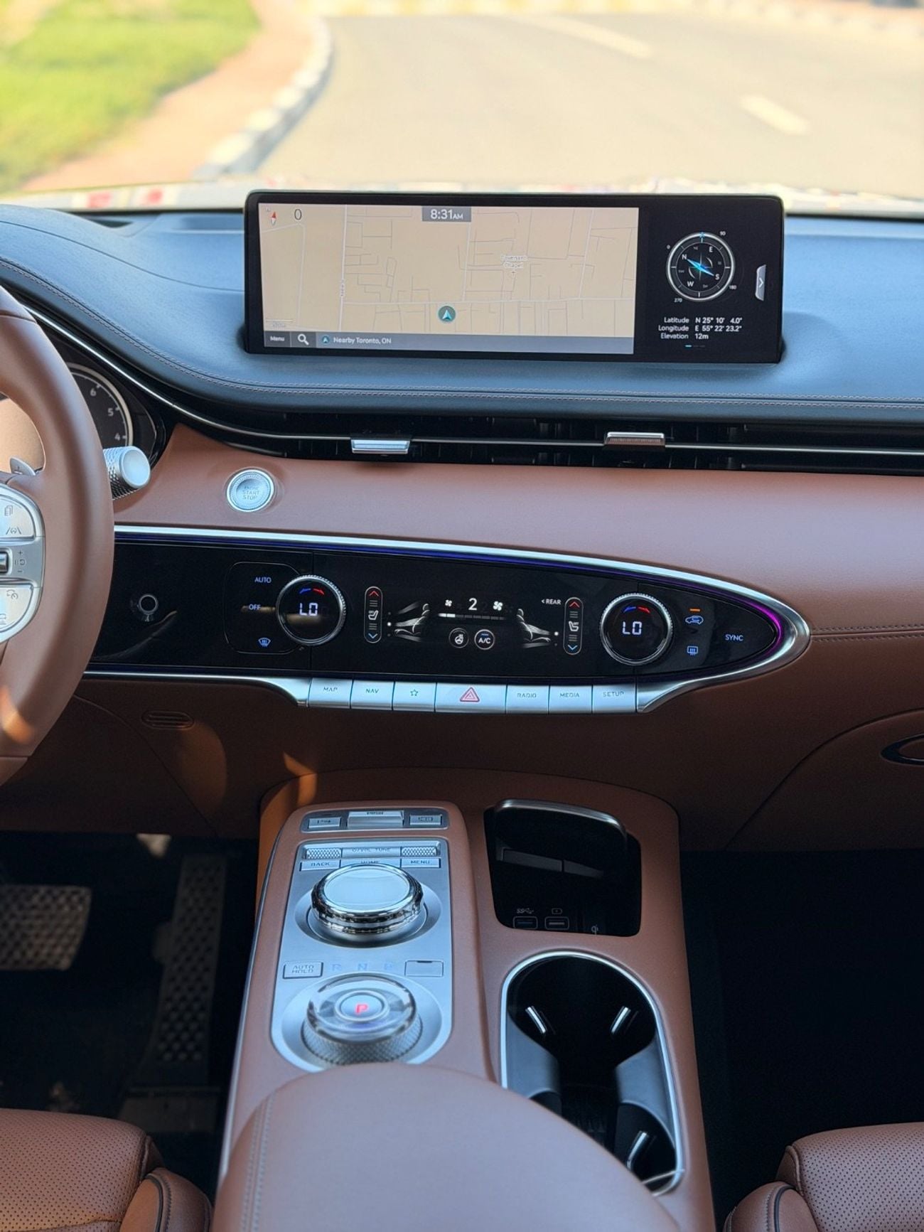 Genesis GV70 Genesis GV70 premium 4WD //  2023 panoramic, 360 camera// low kilometers full option