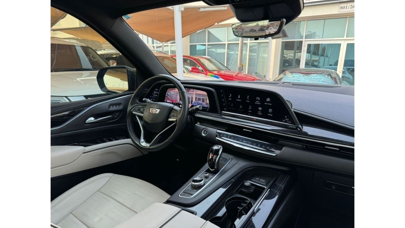 Cadillac Escalade Sport Platinum CADILLAC ESCALADE PLATINUM 600 GCC FULL OPTION PERFECT CONDITION UNDER WARRANTY FULL