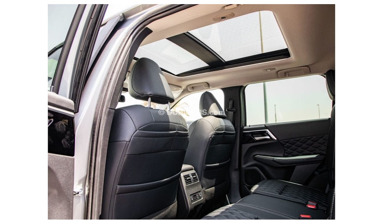 ميتسوبيشي آوتلاندر S-AWC 4WD/Pano-Roof/360camera/7seats. Local Registration +10%