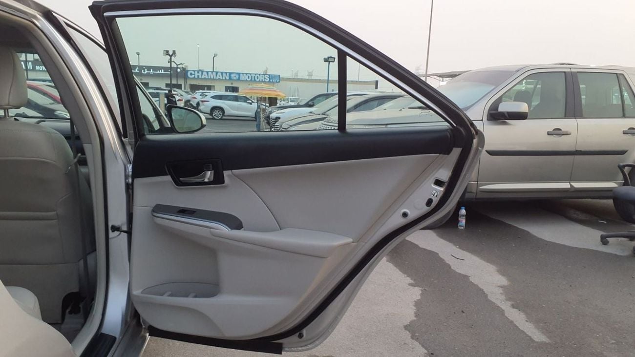 تويوتا كامري Fresh Import Full Option XLE