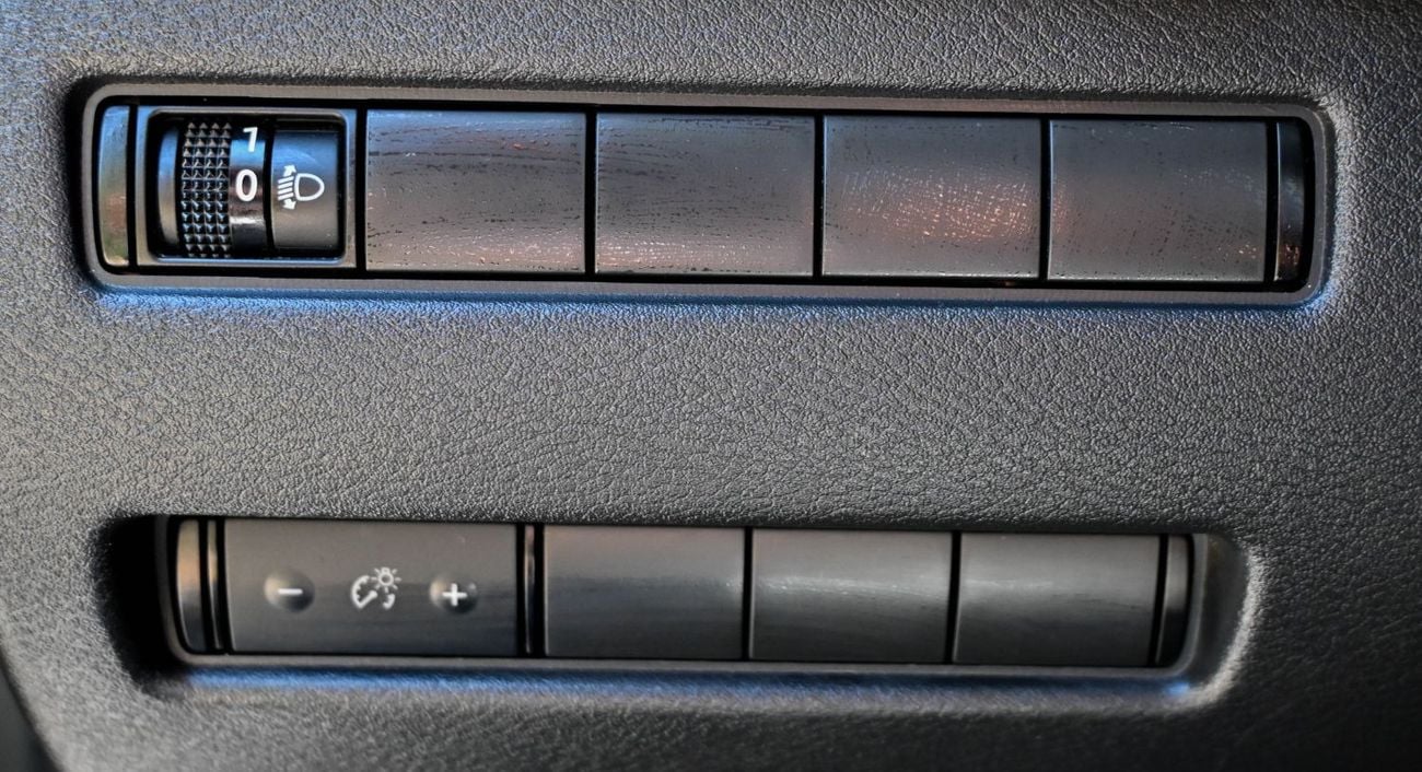 Nissan XTrail S 2.5L (169 HP) FWD (5 Seater) Nissan X-Trail 2.5L 2023 GCC, Original Paint  Accident-Free Excellent