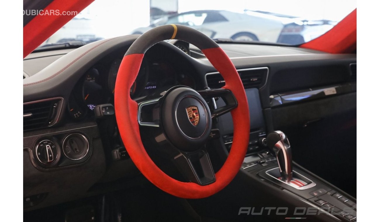 بورش 911 GT2 Weissach | 2019 - Extremely Low Mileage - Pristine Condition - Equiped with the Best | 3.8L F6