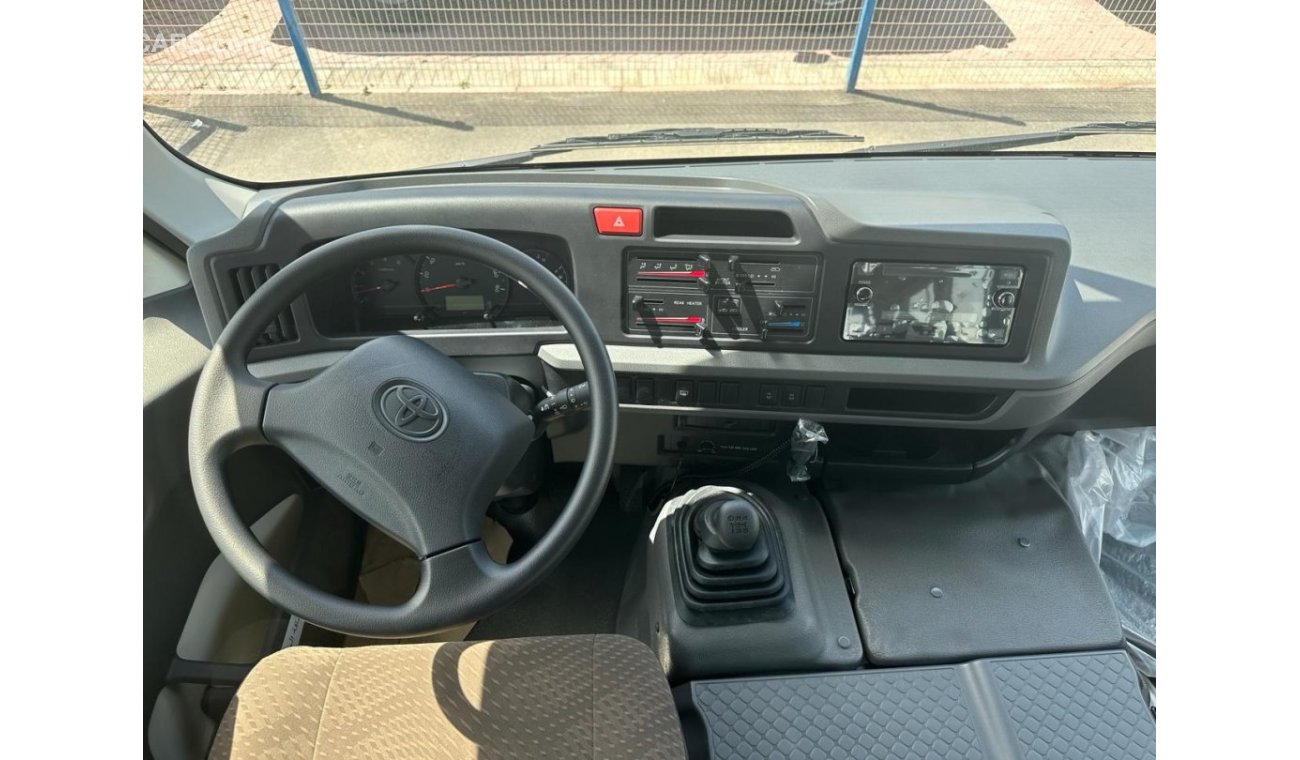 Toyota Coaster 4.0L DIÈSEL ENGINE HIGHROOF FULL OPTION| 22 SEATER | MY 2024