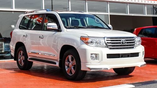 Toyota Land Cruiser VXR V8 5.7L
