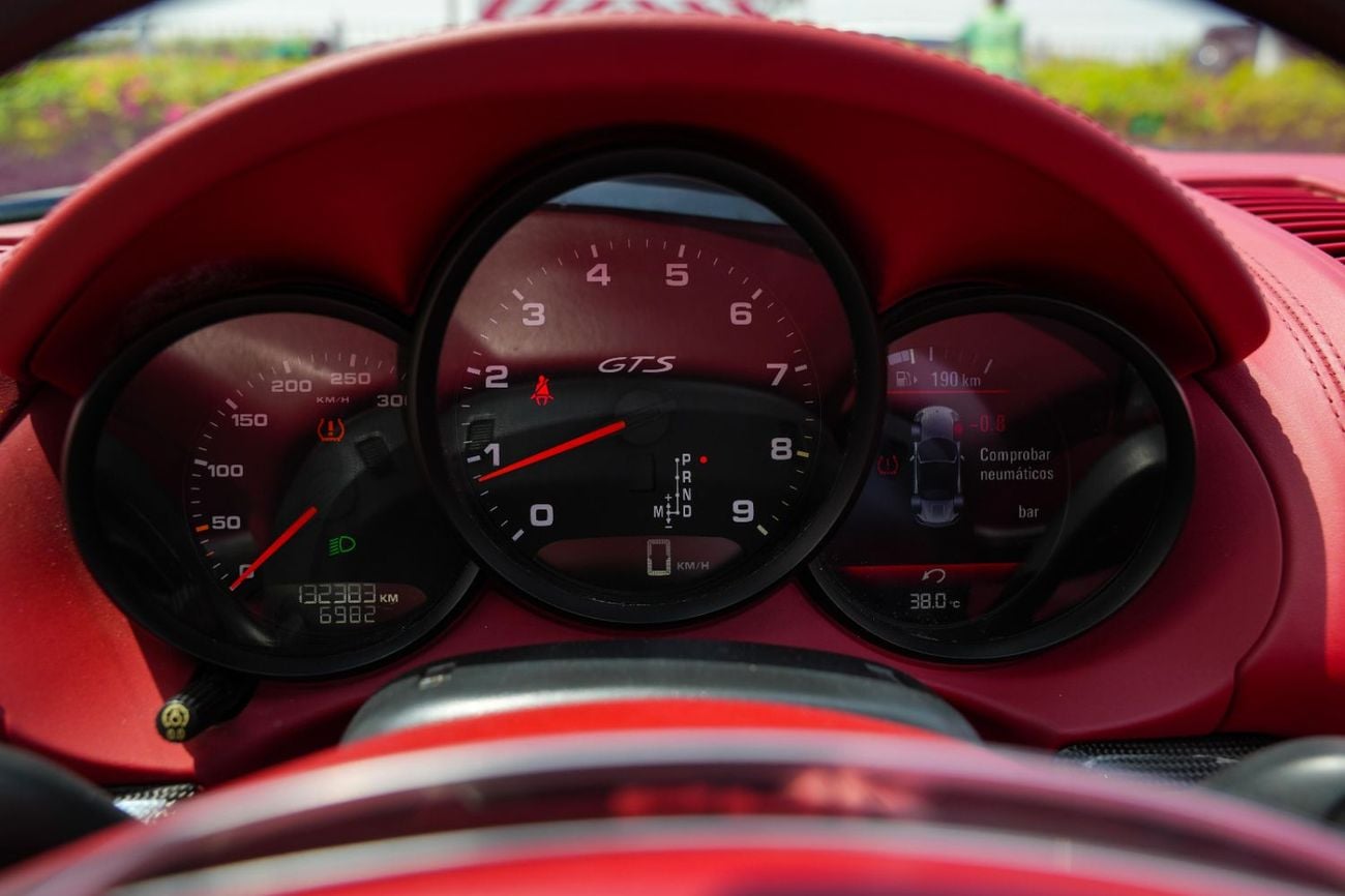 بورش بوكستر 718 GTS 4.0L M/T