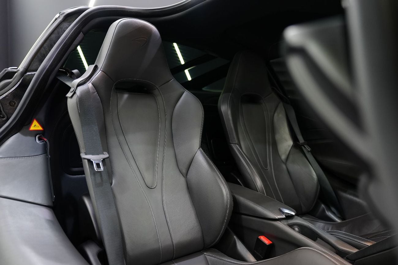 مكلارين 720S Lifting System, 360° Camera, McLaren Warranty!!