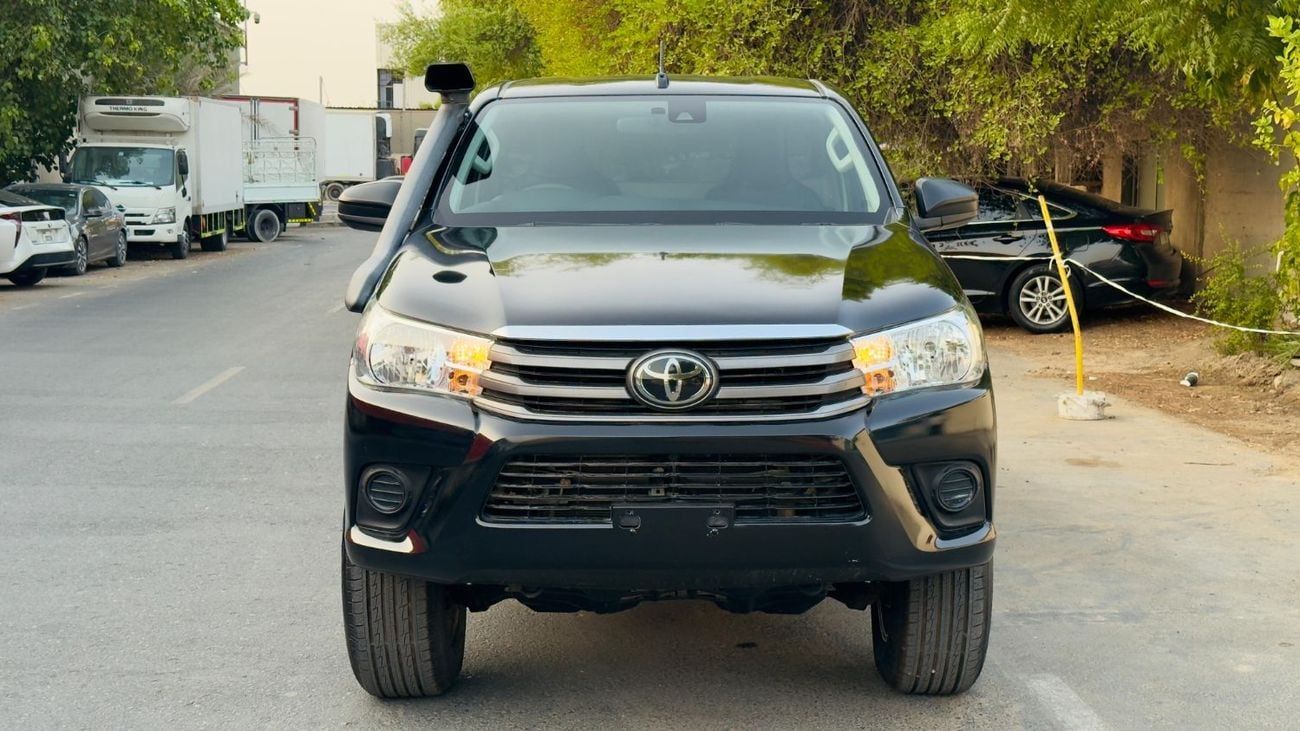 Toyota Hilux SINGLE CABIN | 4X4 SPORTS BAR | 2.8 DIESEL ENGINE | MANUAL TRANSMISSION | AIR SNORKEL
