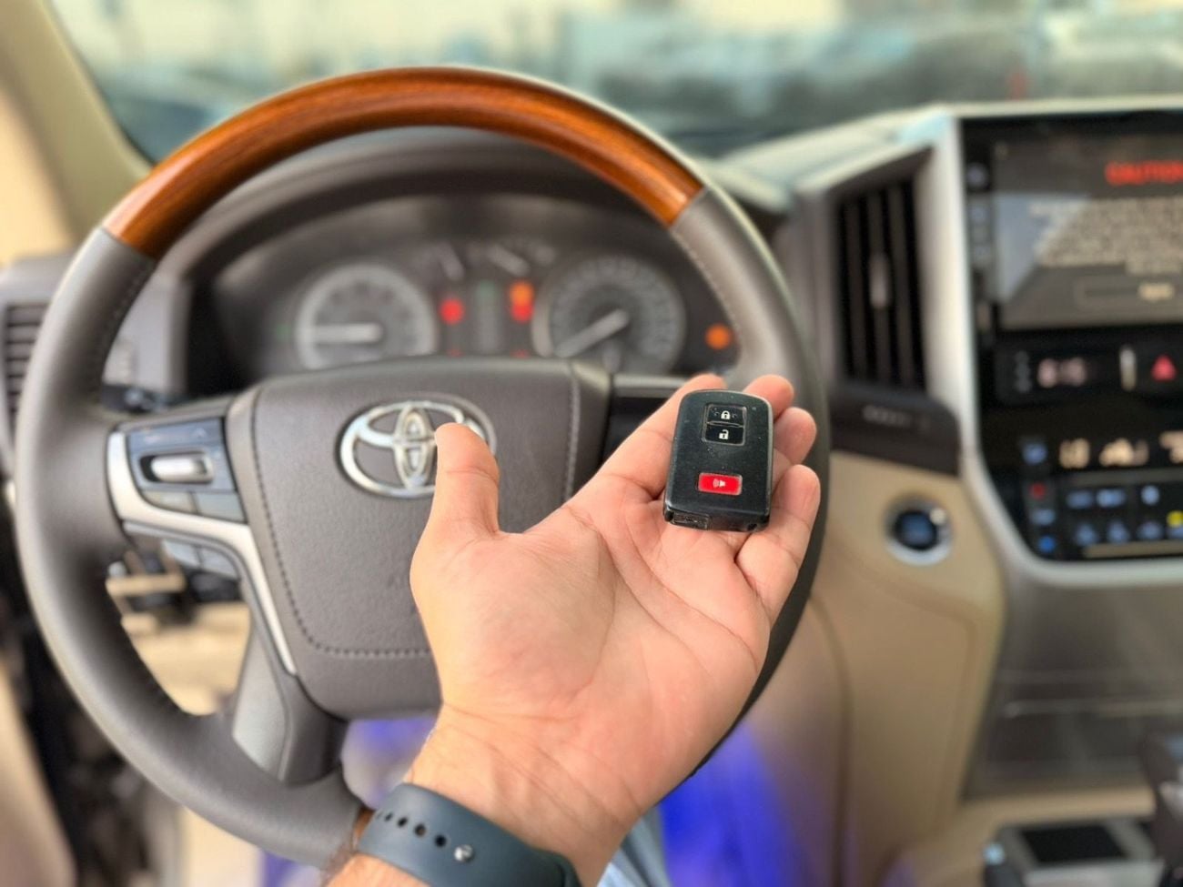 Toyota Land Cruiser GXR 4.6L