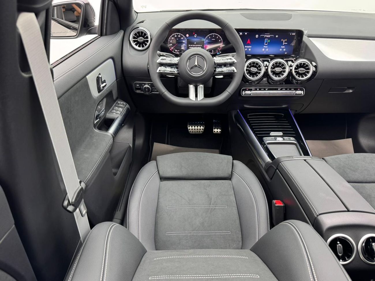 مرسيدس بنز GLA 200 2026 Mercedes-Benz GLA 200 AMG Night Package, 2030 Mercedes Warranty, GCC