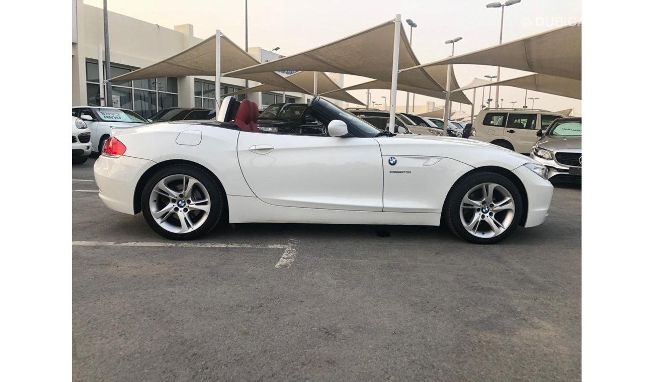 BMW Z4 Bmw Z4 model 2010 GCC car prefect condition full option low mileage excellent sound system low milea