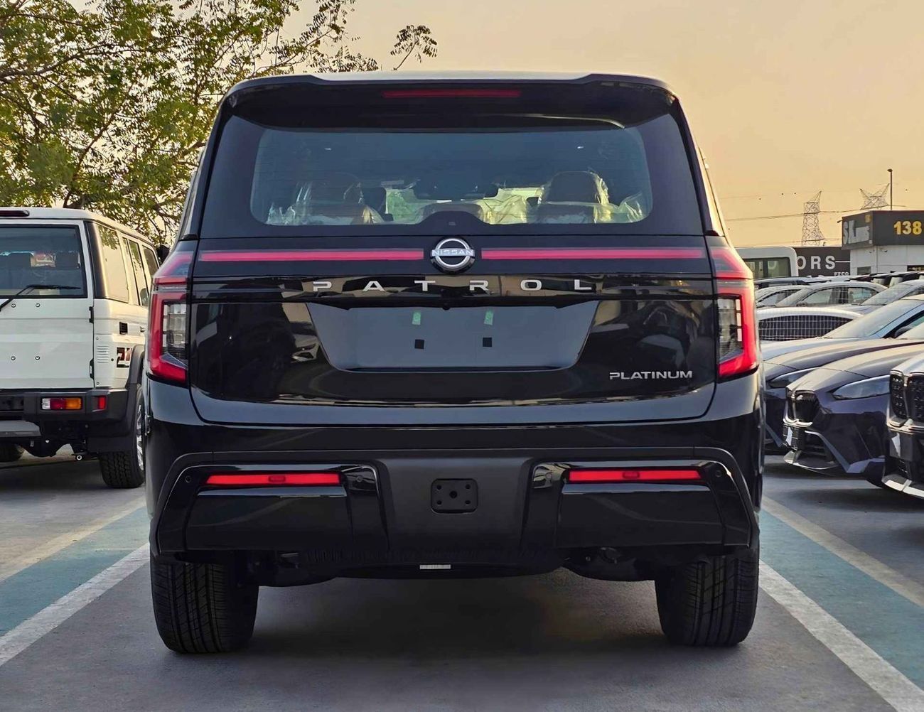 Nissan Patrol LE PLATINUM TWIN TURBO / 3.5L V6 / REAR ENTERTAINMENT SCREEN / LEATHER SEATS /PANORAMIC ROOF / 360*C