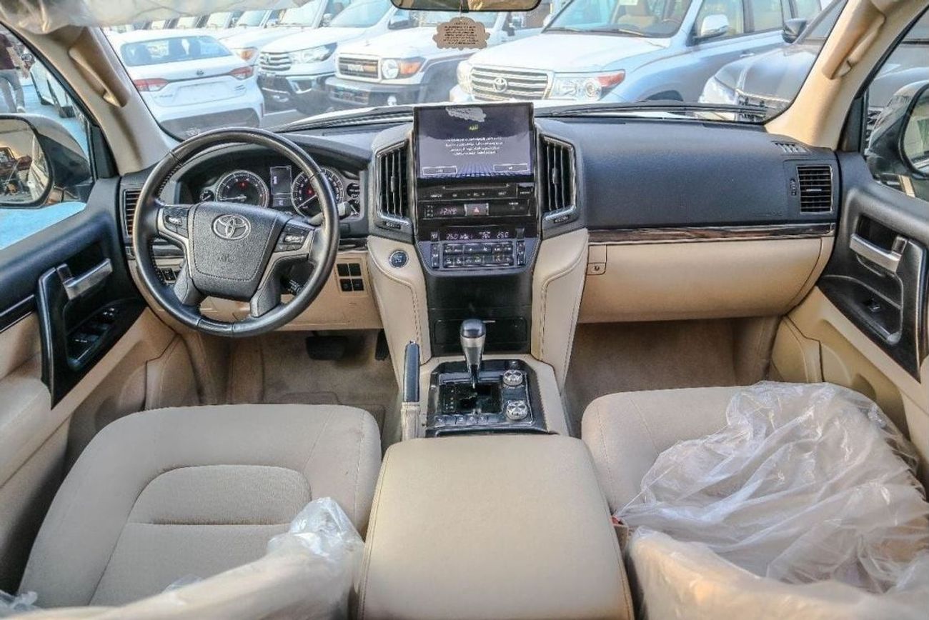 Toyota Land Cruiser GXR2 2021 toyota land cruiser GXR 4.6L V8