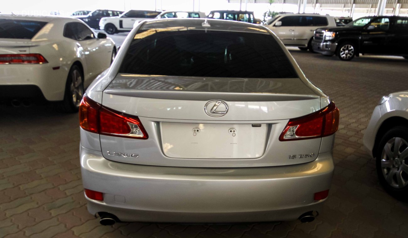 Lexus IS250