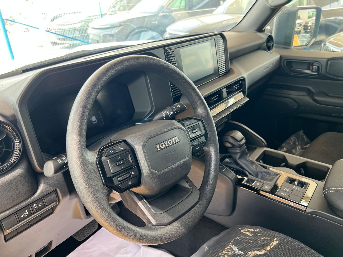 Toyota Prado TOYOTA LAND CRUISER PRADO VX - ENG 2.4L - MODEL 2024