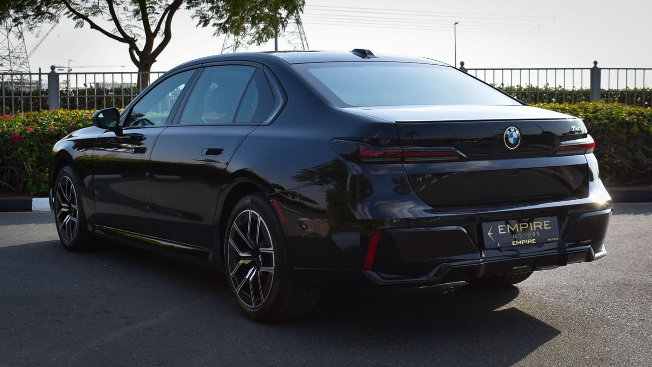 BMW 740Li BMW 740li M-Kitt / 2023 / USA