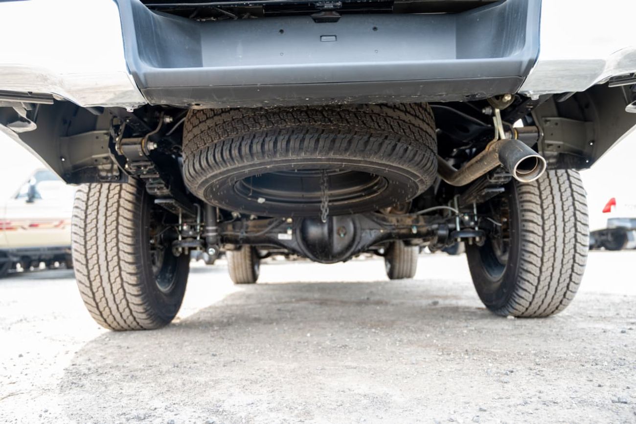 Toyota Hilux 2.7L 4x4 Double Cabin, Petrol, Full Option Automatic