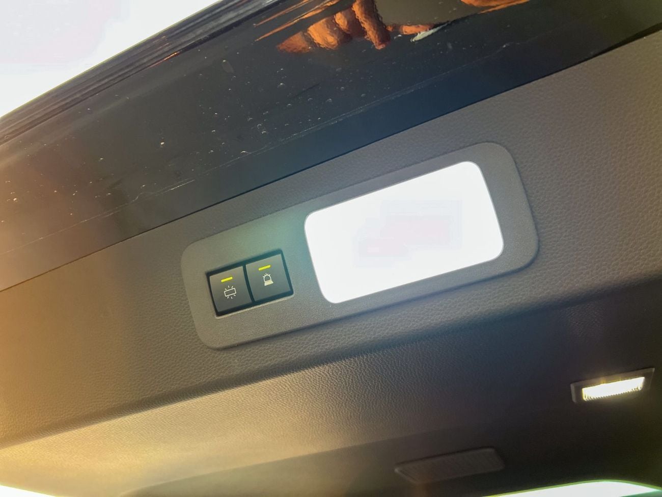 Toyota Land Cruiser 3.5T VXR Hybrid EXPORT PRICE - 2025 LC300 3.5L VXR Hybrid (GCC Specification)