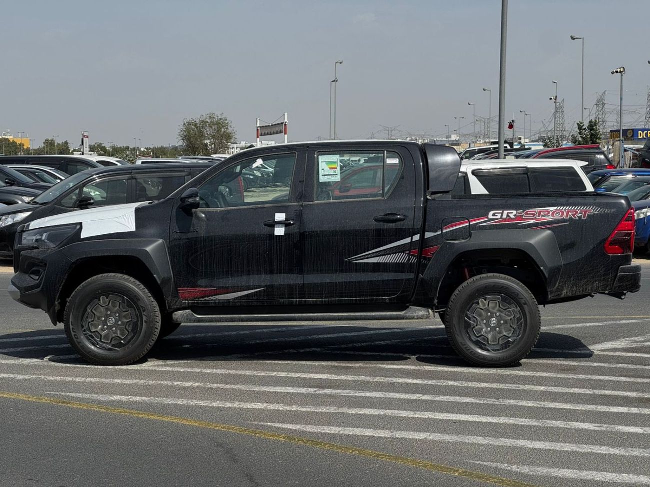 تويوتا هيلوكس TOYOTA HILUX GR 4.0L PETROL 2026 GCC SPEC