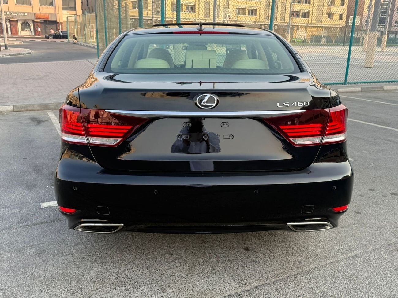 Lexus LS460