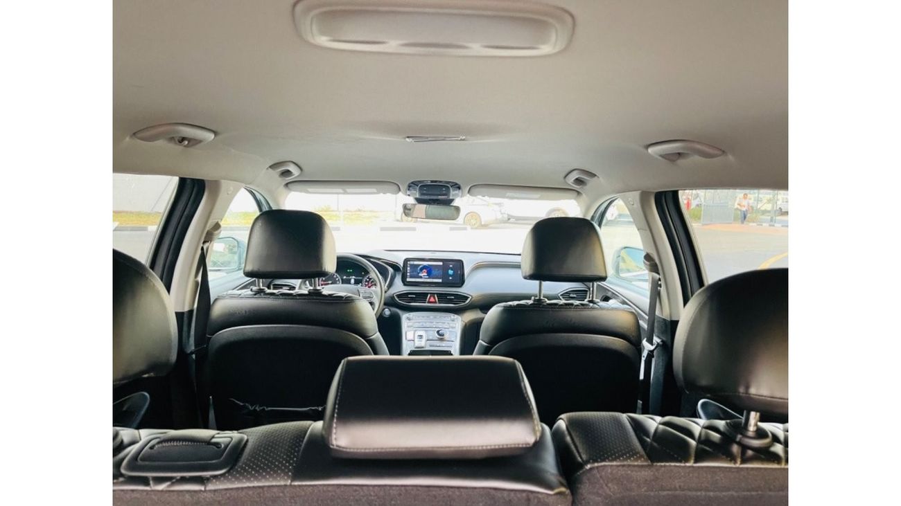 Hyundai Santa Fe 2023 SANTAFE LOW MILE full option