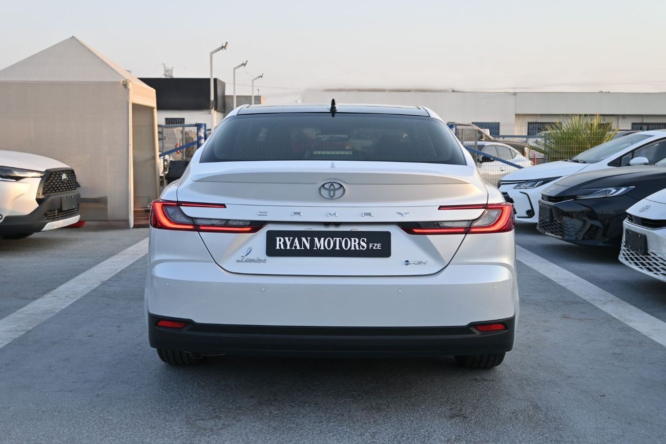 تويوتا كامري LUMIERE HEV Toyota Camry Lumiere 2.5L Hybrid, Model 2025, Color White