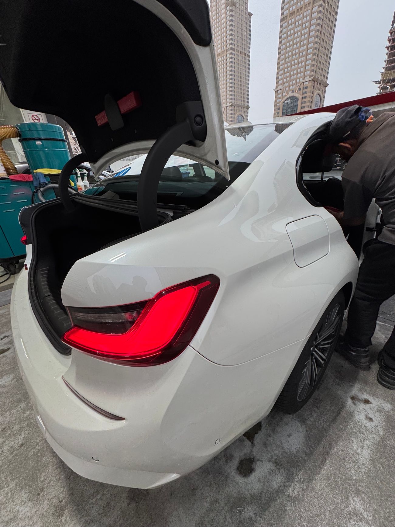 بي أم دبليو 320