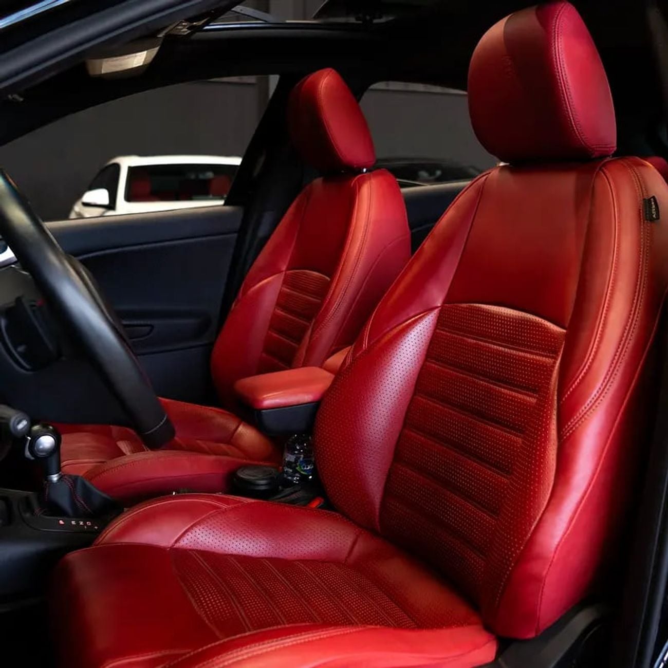 ألفا روميو جوليتا 861 pm • 0% Downpayment • Veloce • Agency Warranty