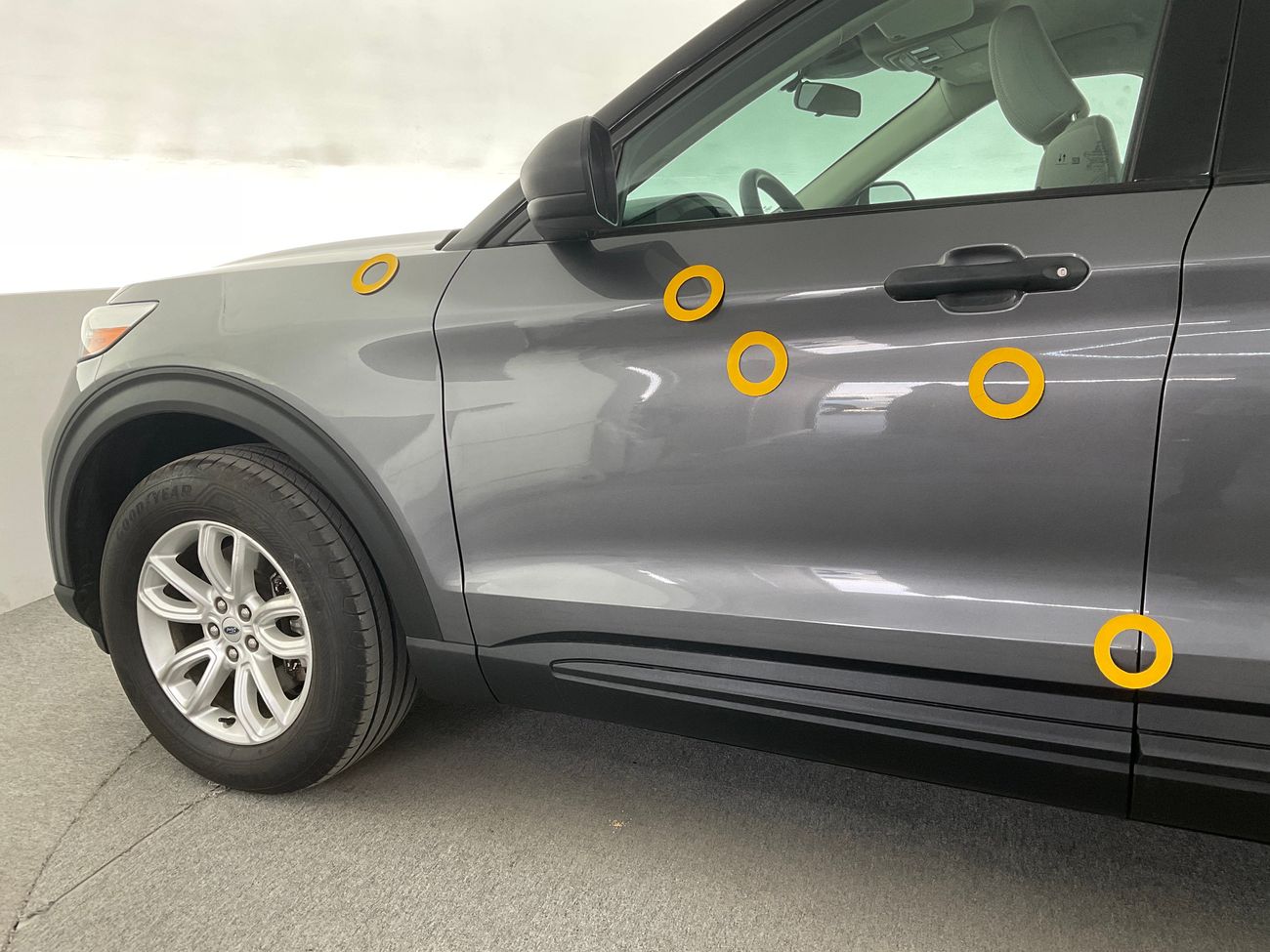 Ford Explorer 3.3 AUTO 4WD BASE CLTH | Guaranteed Warranty | 0 Down Payment