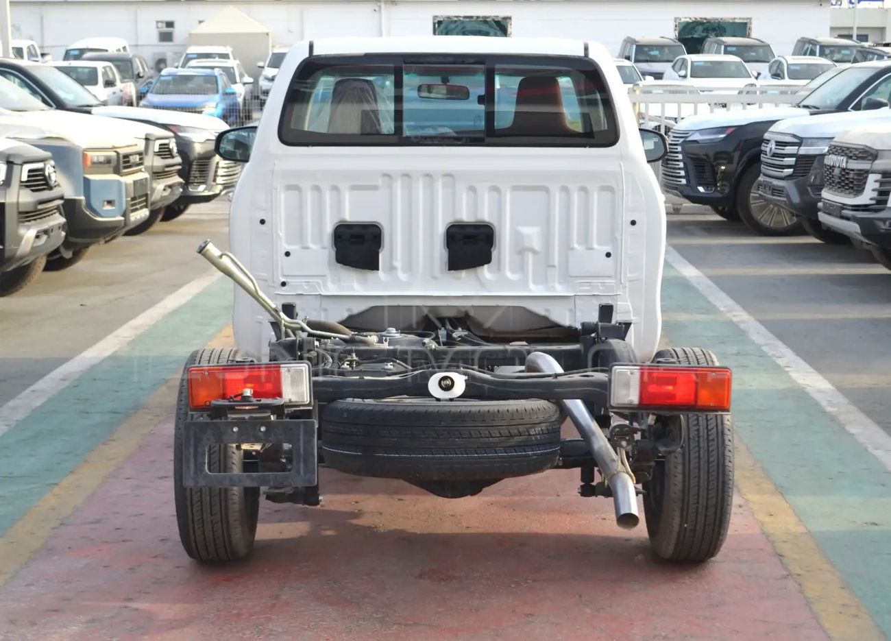 Toyota Hilux TOYOTA HILUX SC 2.4L 4X2 M/T (DIESEL) MY24