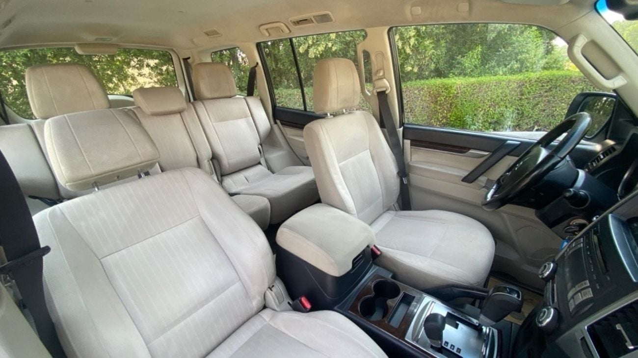 ميتسوبيشي باجيرو GLS Std