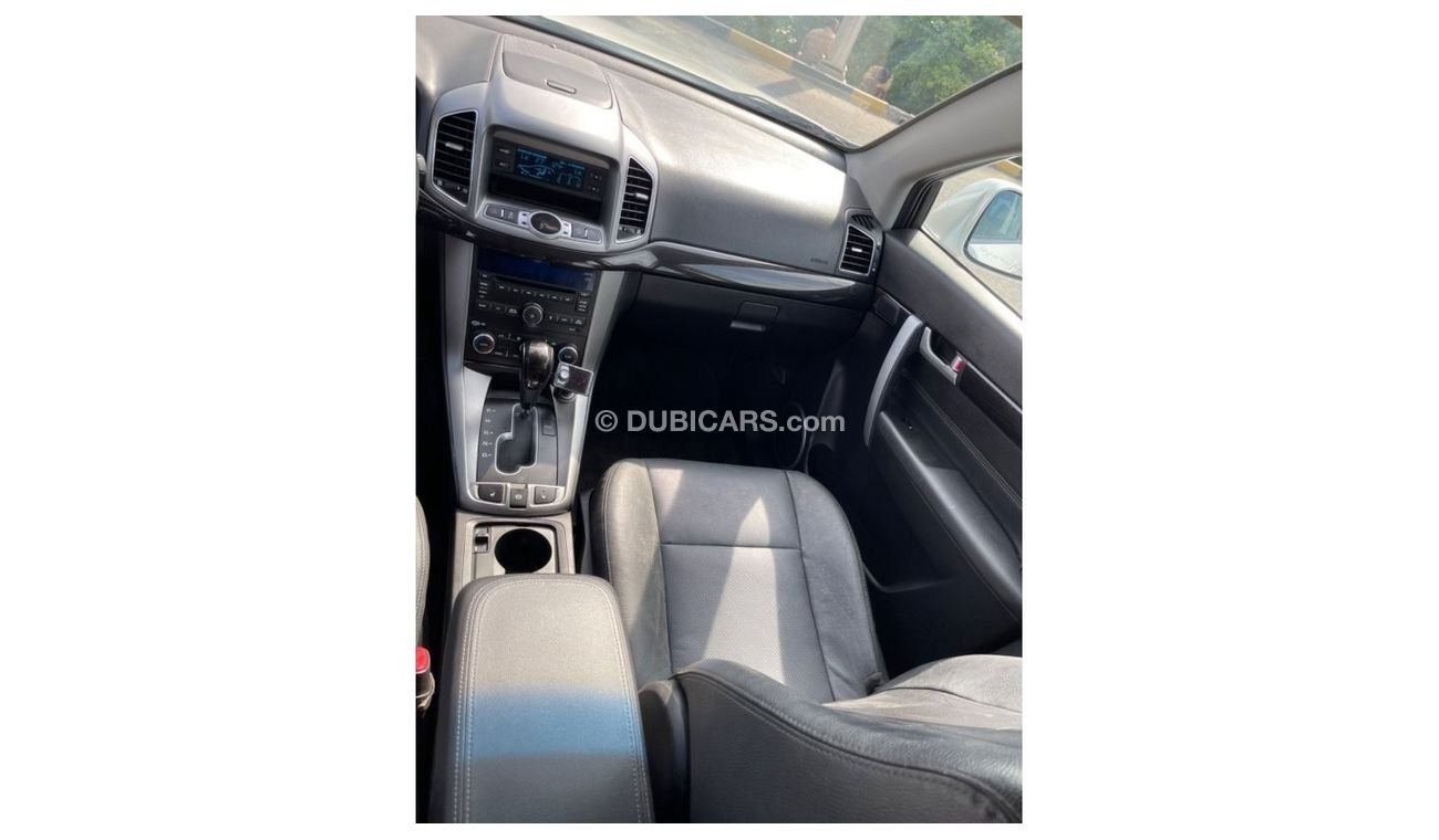 Chevrolet Captiva CHEVROLET CAPTIVA MODEL 2015  GCC LTZ full option Excellent Condition